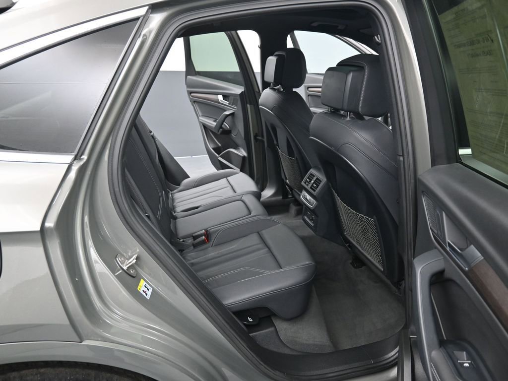 Used 2023 Audi Q5 2.0T Premium Plus w/ Premium Plus Package image 33