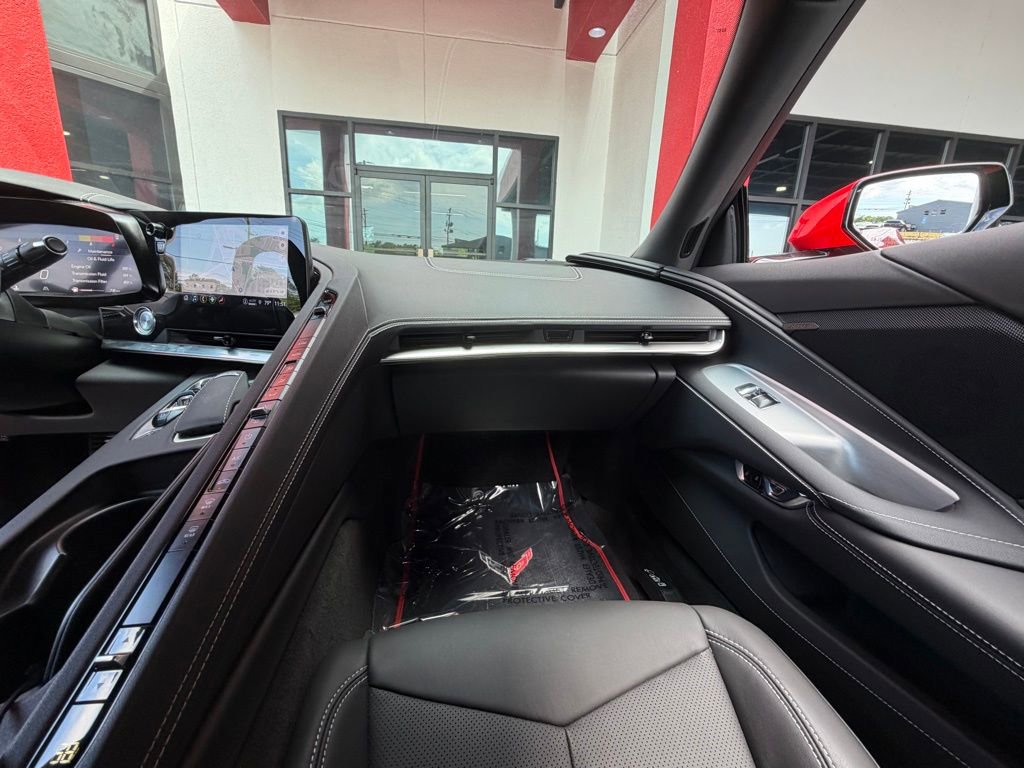 Used 2023 Chevrolet Corvette Z06 RWD image 32