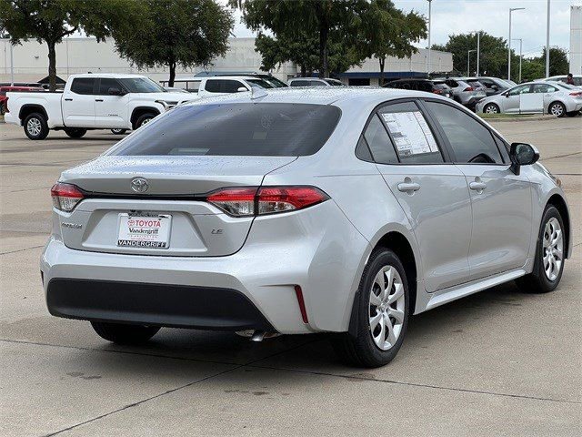New 2026 Toyota Corolla LE FWD image 4