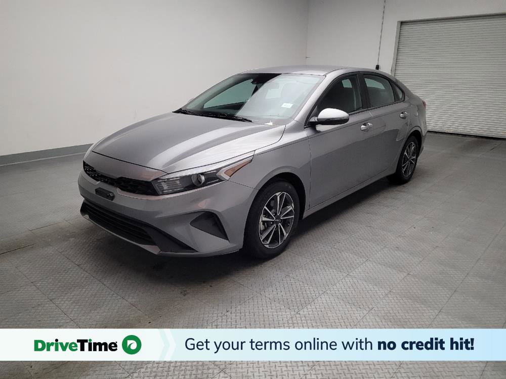 Used 2023 Kia Forte LXS w/ LXS Technology Package FWD image 1