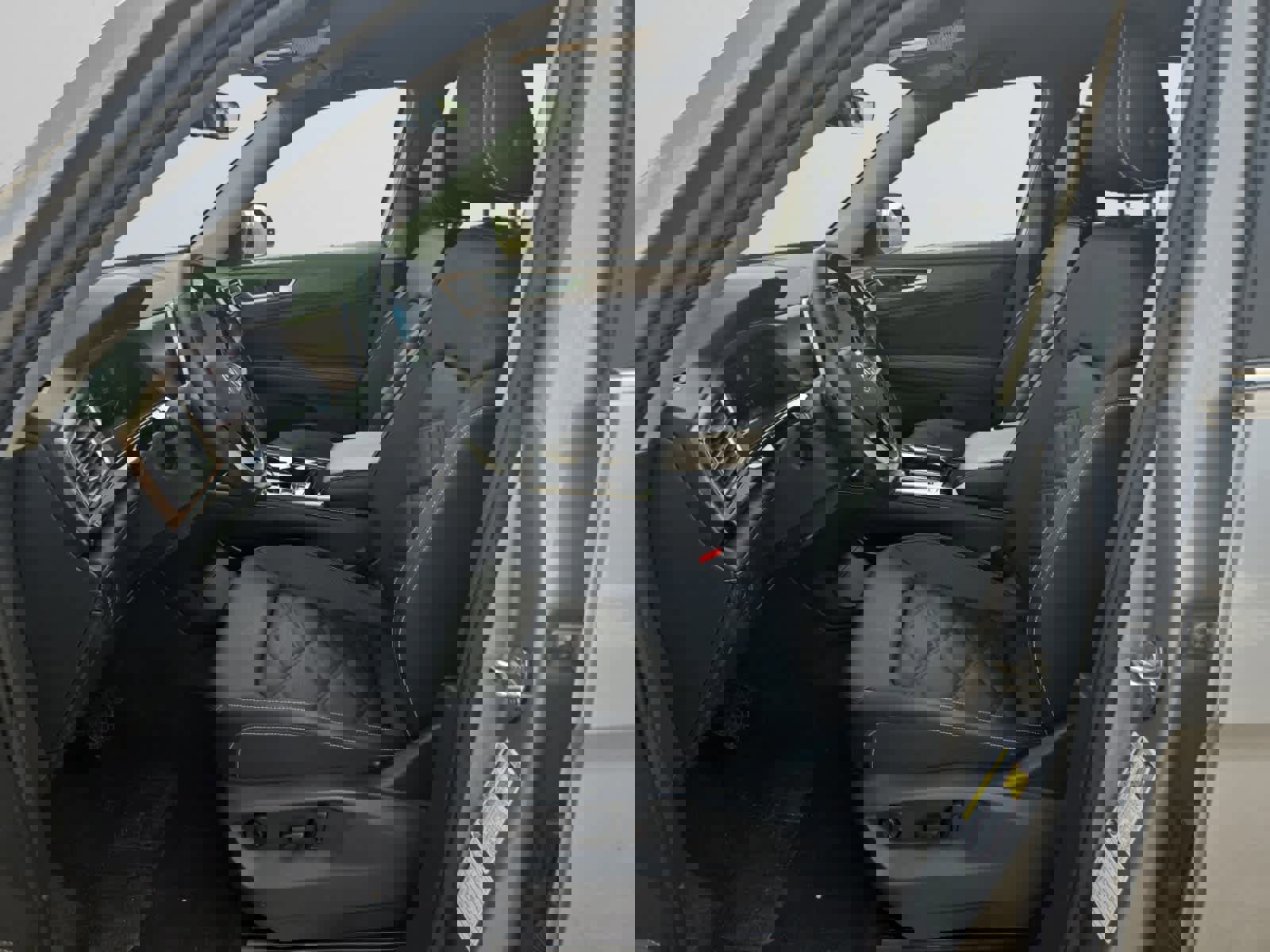 Used 2025 Volkswagen Atlas SE image 9