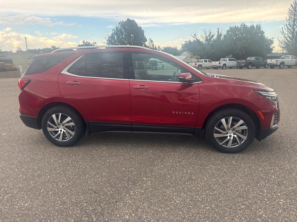 Used 2023 Chevrolet Equinox Premier image 5