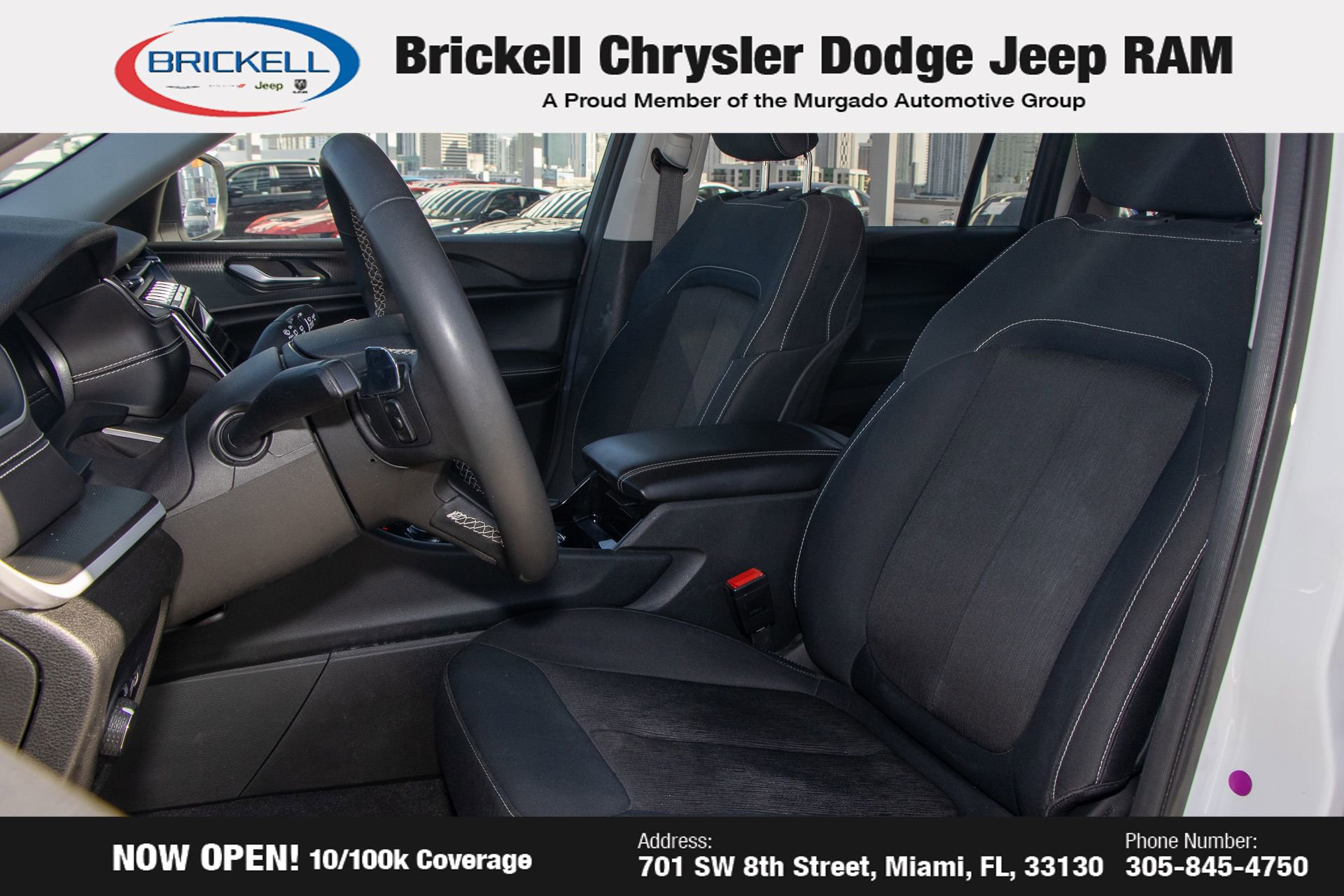 Used 2023 Jeep Grand Cherokee L Laredo image 19