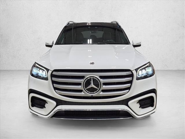 Used 2024 Mercedes-Benz GLS 450 4MATIC w/ AMG Line Exterior image 2