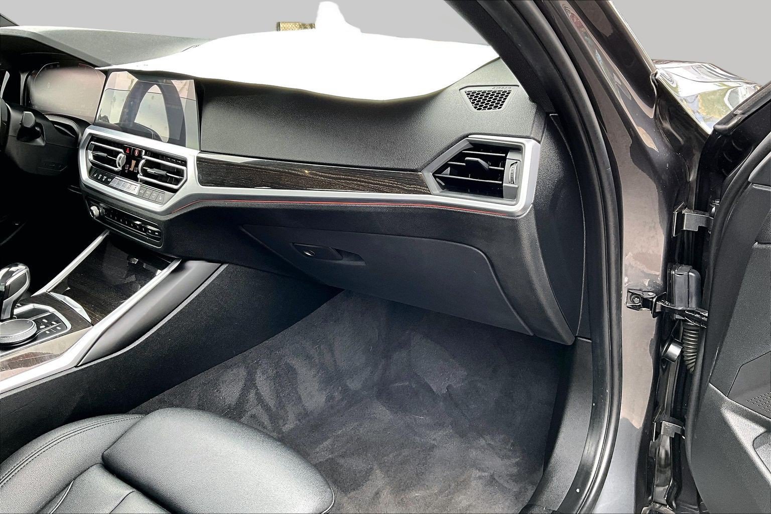 Used 2019 BMW 330i Sedan w/ Convenience Package RWD image 15