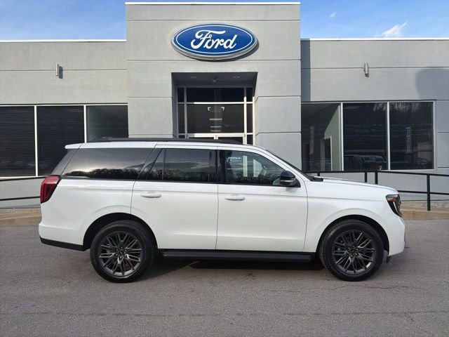 New 2026 Ford Expedition Platinum w/ Stealth Appearance Package image 2