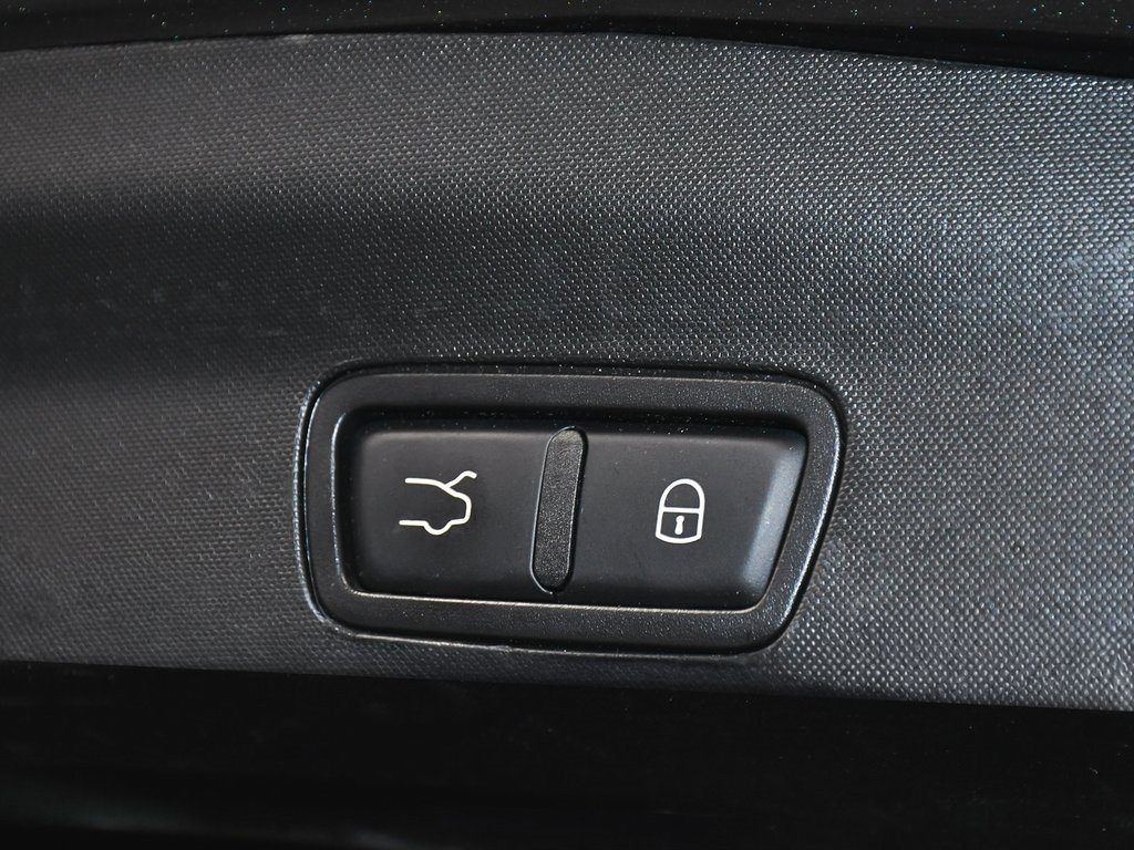 Used 2023 Alfa Romeo Stelvio Veloce image 66