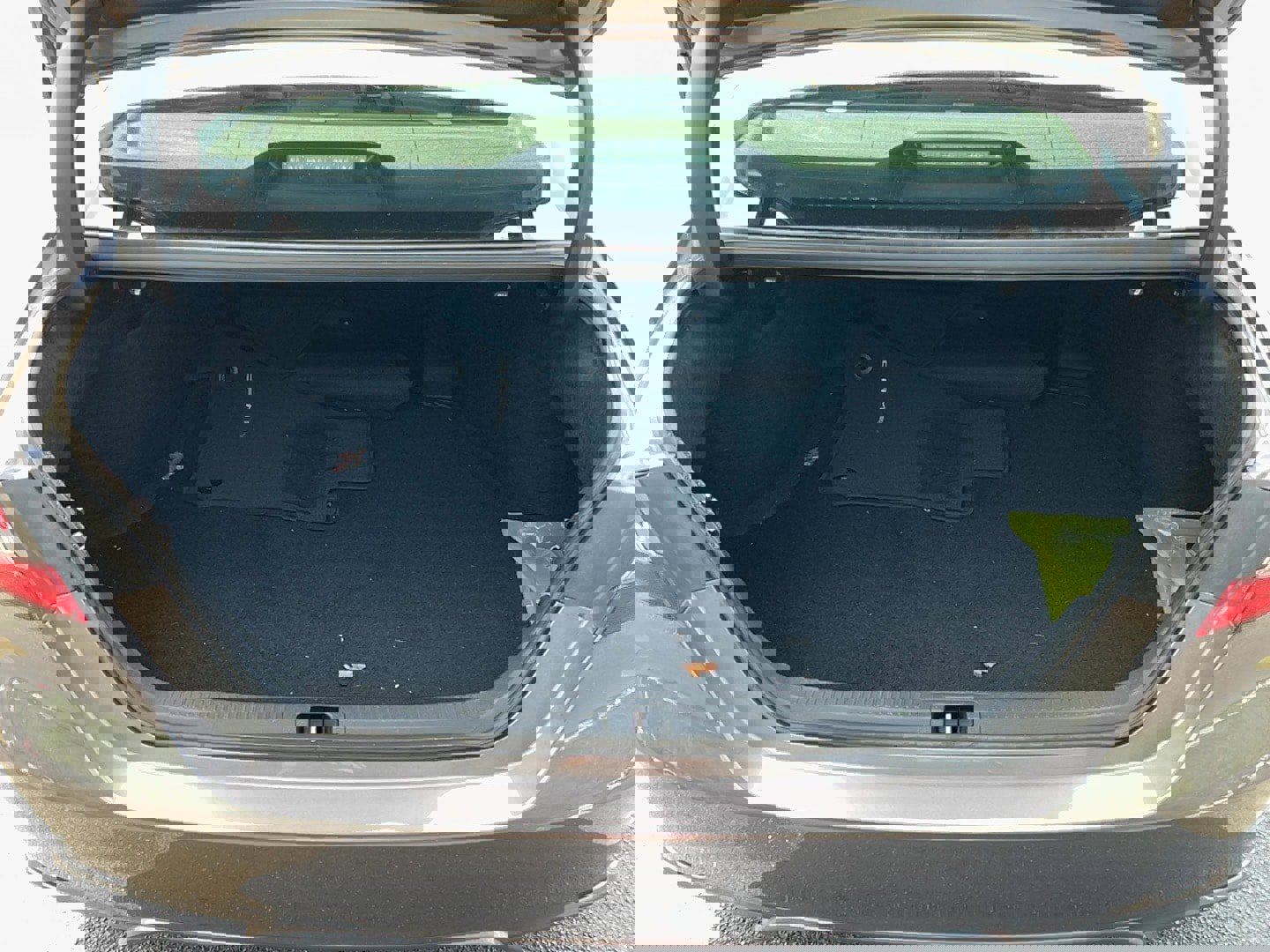 Used 2023 Toyota Camry SE FWD image 27