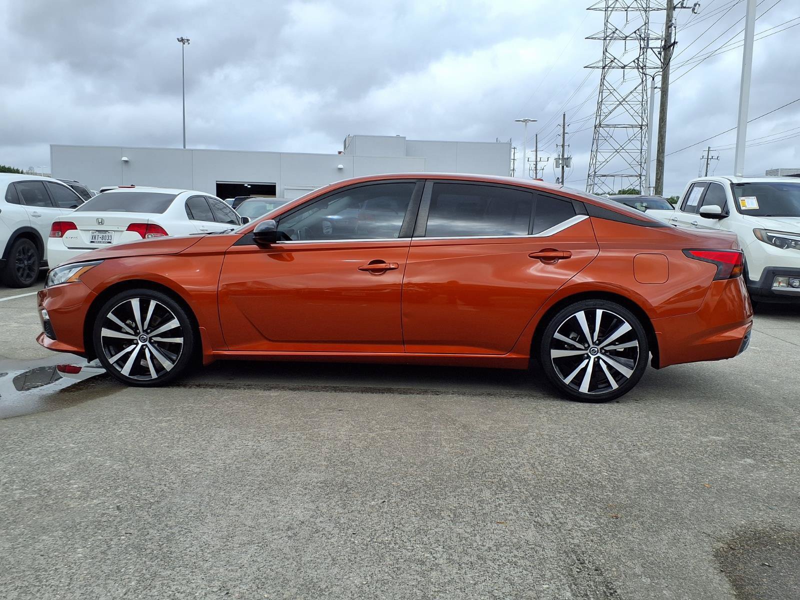 Used 2022 Nissan Altima 2.5 SR FWD image 25