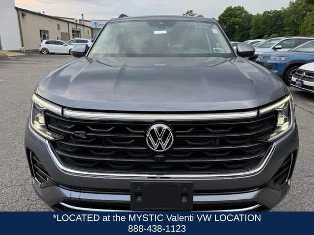 Certified 2024 Volkswagen Atlas SEL Premium R-Line AWD/4WD image 2