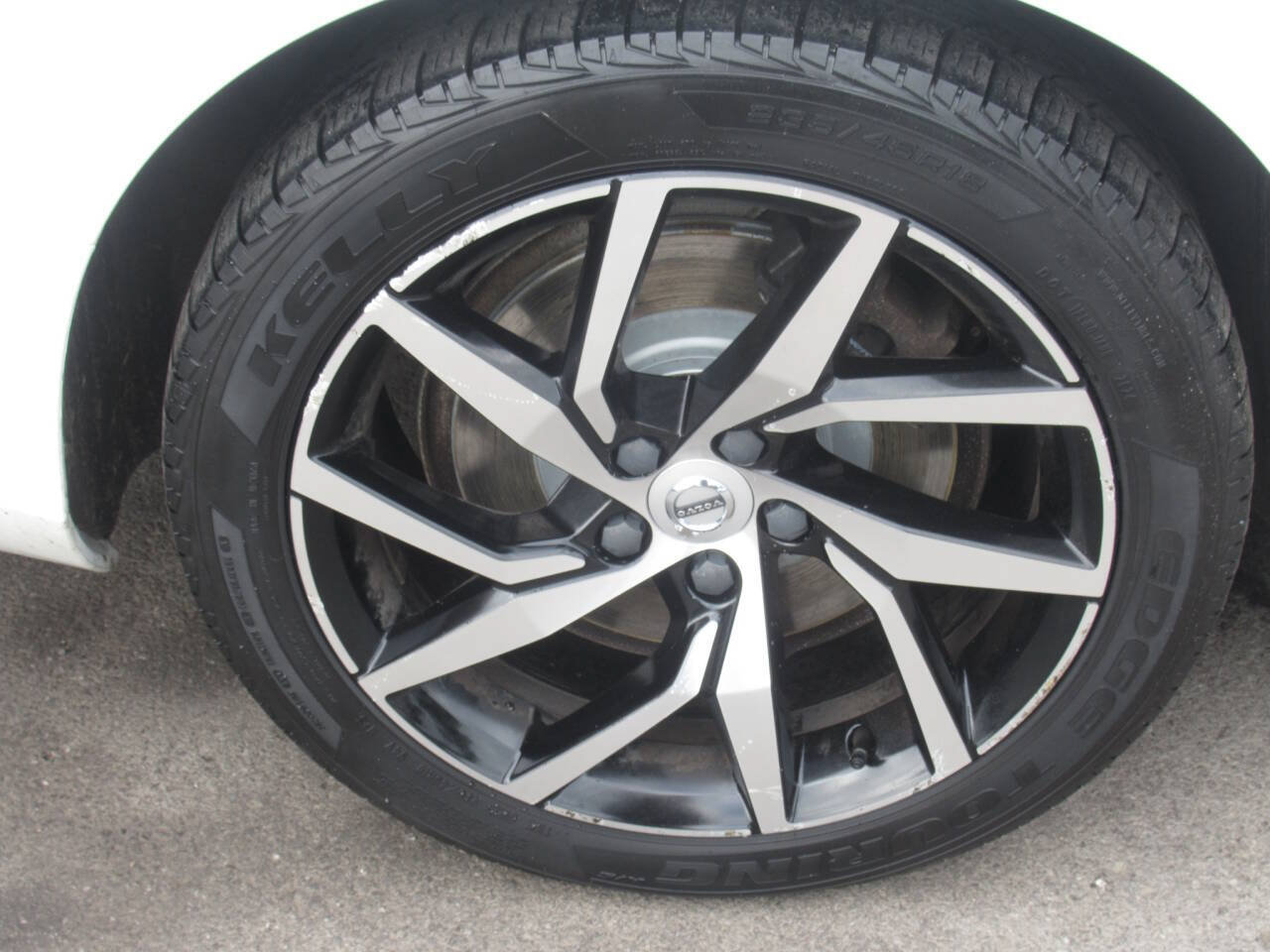 Used 2020 Volvo S60 T6 Momentum w/ Protection Package AWD/4WD image 4