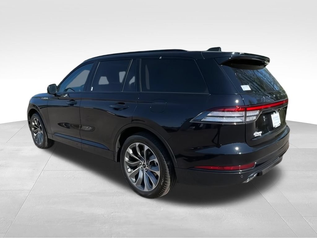 New 2026 Lincoln Aviator AWD w/ Jet Appearance Package image 6