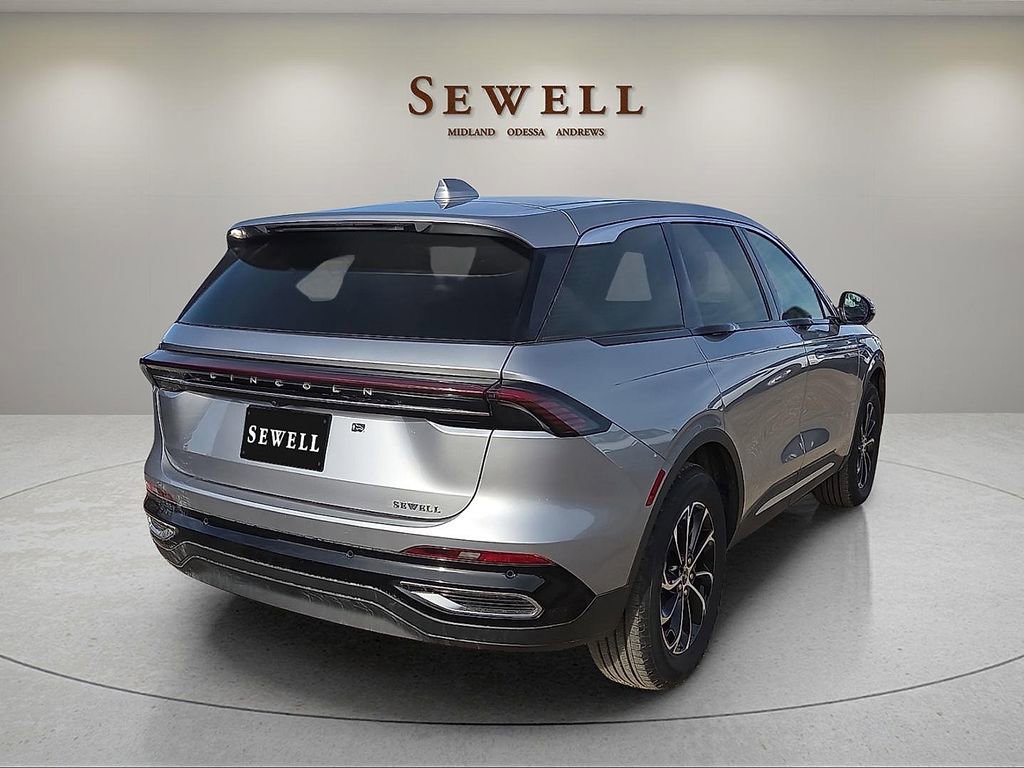 New 2026 Lincoln Nautilus Premier AWD/4WD image 4