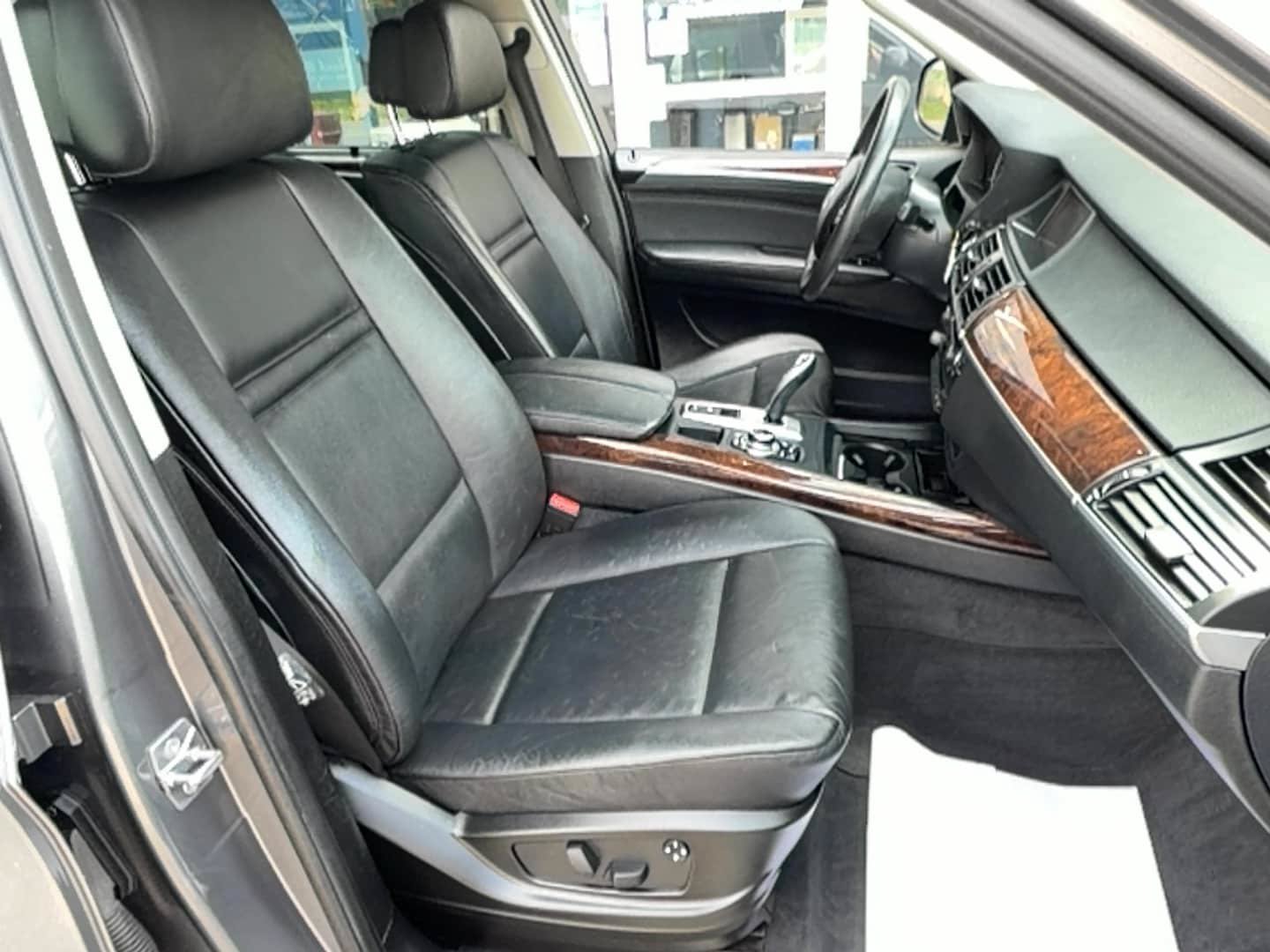 Used 2010 BMW X5 xDrive35d AWD/4WD image 24