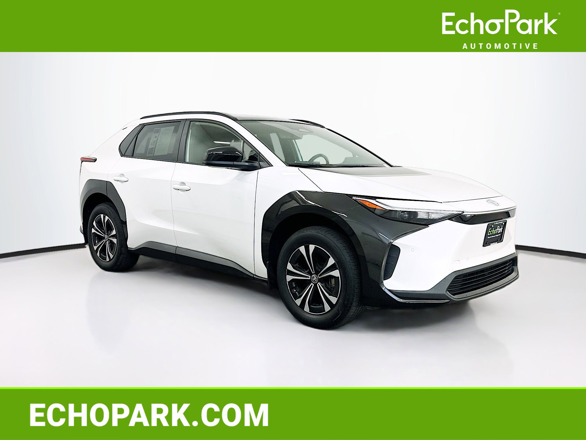 Used 2023 Toyota bZ4X XLE w/ Weather Package image 1