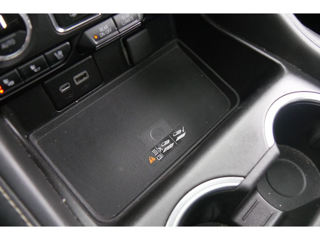 Used 2022 GMC Yukon SLT image 29