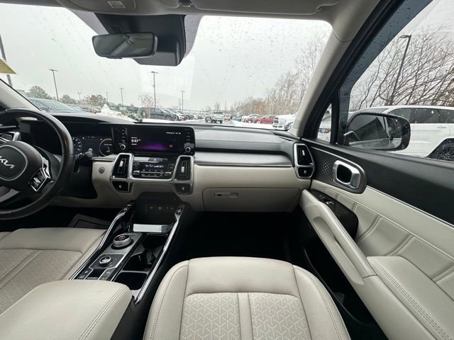 Used 2023 Kia Sorento SX Prestige image 28