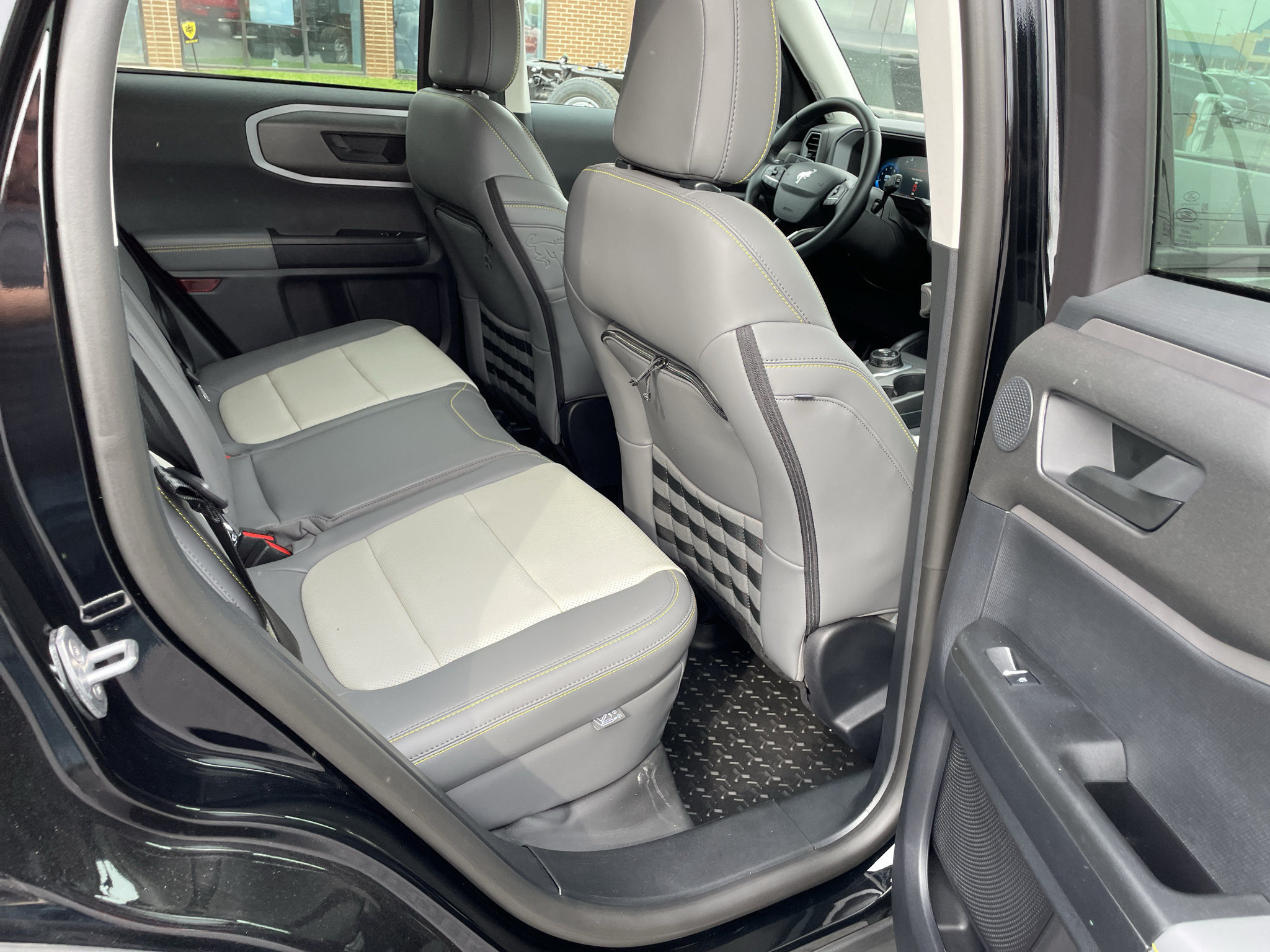 Used 2025 Ford Bronco Sport Badlands w/ Sasquatch Badlands Package AWD/4WD image 30