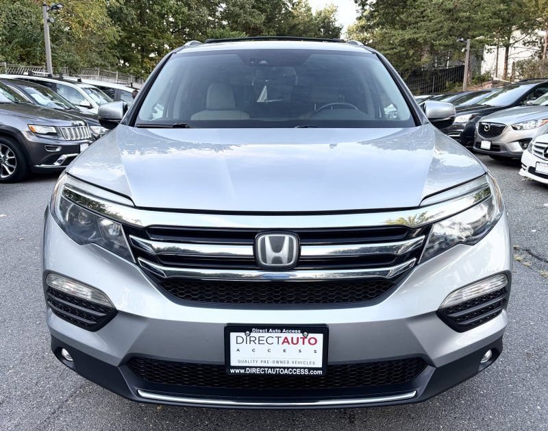 Used 2017 Honda Pilot Elite image 2