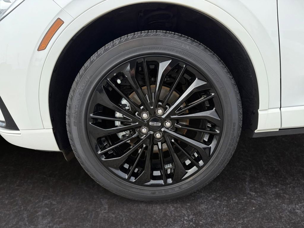 Used 2023 Lincoln Corsair Reserve w/ Equipment Group 201A image 9