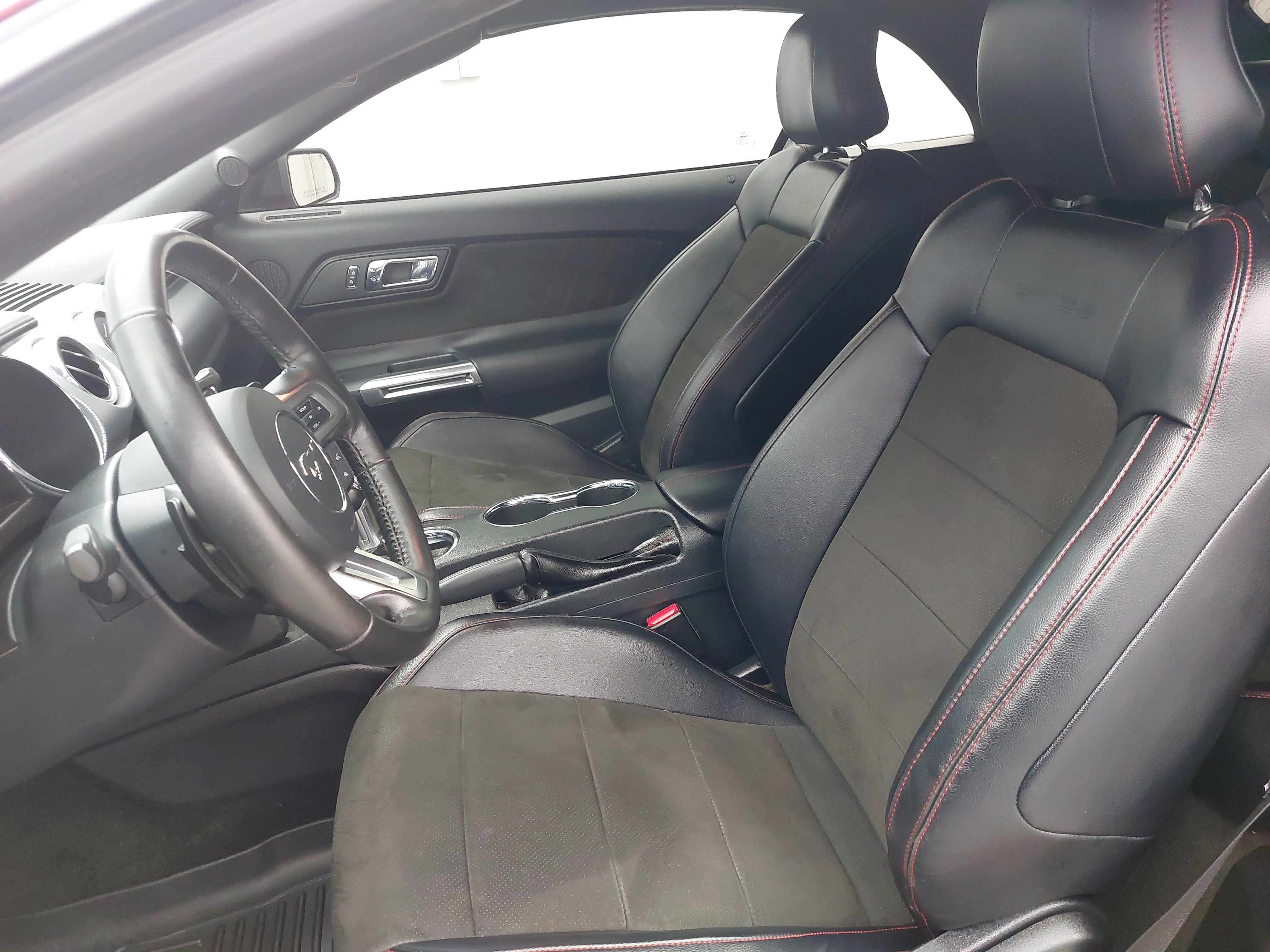 Used 2016 Ford Mustang GT Premium w/ Equipment Group 401A RWD image 16