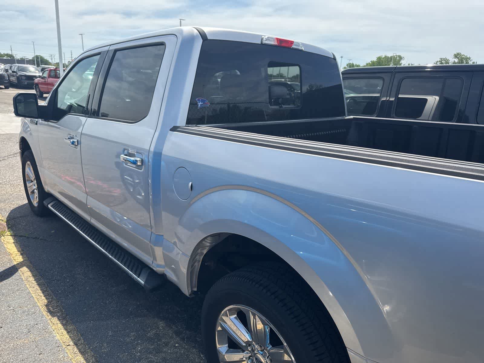 Used 2019 Ford F150 XLT w/ Equipment Group 302A Luxury AWD/4WD image 20