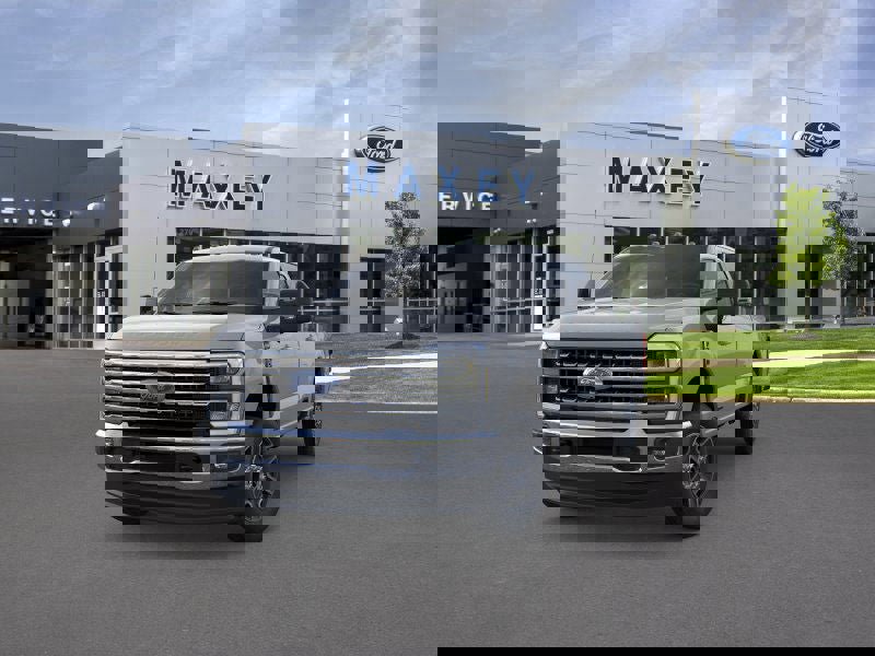 New 2026 Ford F350 4x4 Crew Cab Super Duty image 2