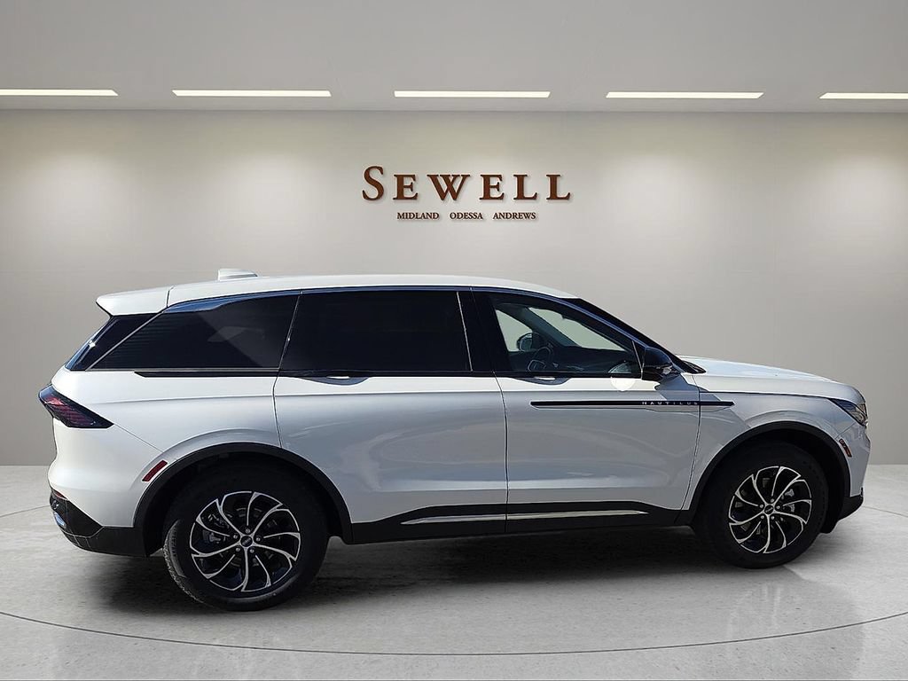 New 2026 Lincoln Nautilus Premier AWD/4WD image 5
