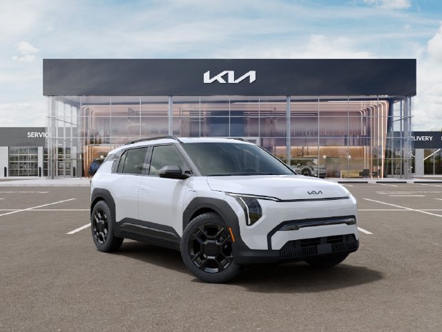 New 2027 Kia EV3 Wind FWD image 8