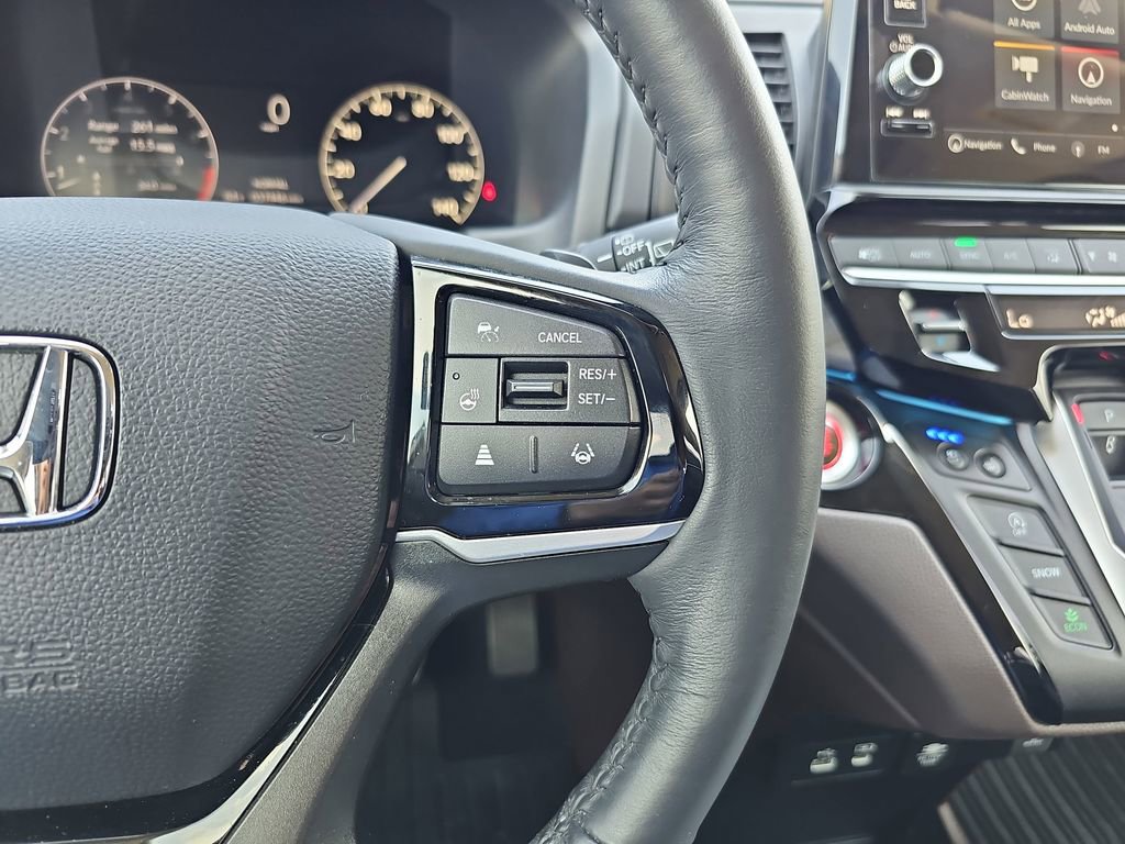 Used 2025 Honda Odyssey Elite image 23