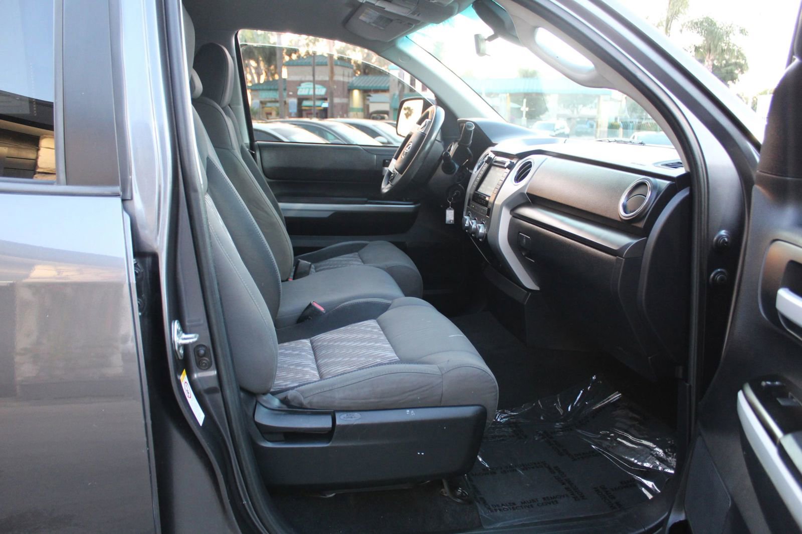 Used 2018 Toyota Tundra SR5 RWD image 10