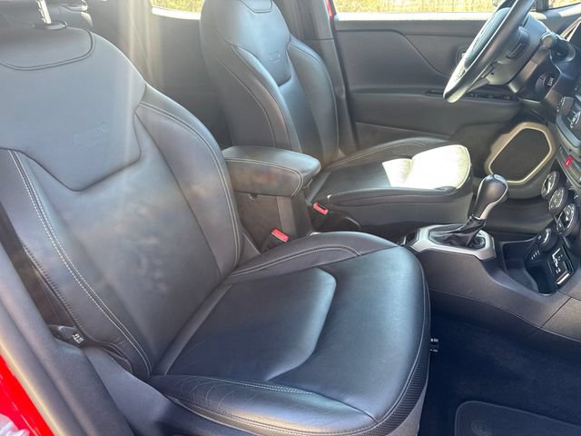 Used 2016 Jeep Renegade Limited AWD/4WD image 14