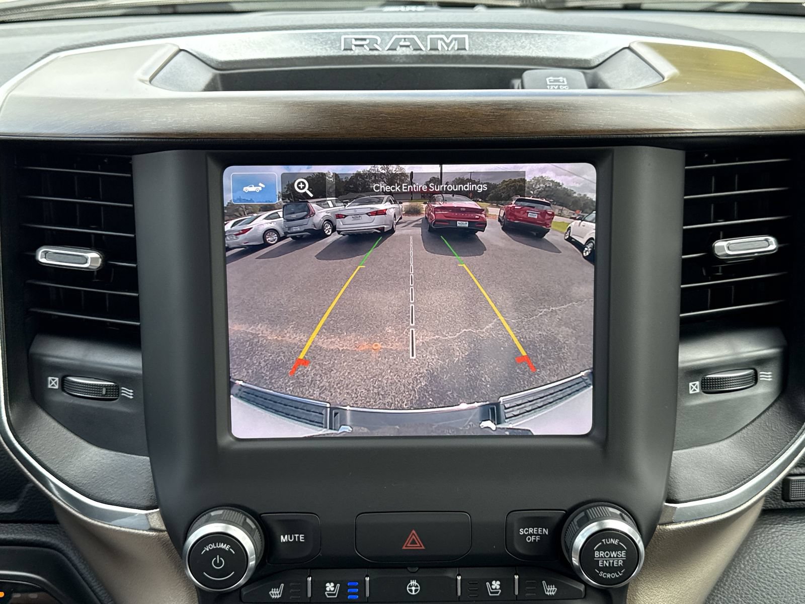 Used 2022 RAM 1500 Laramie RWD image 23