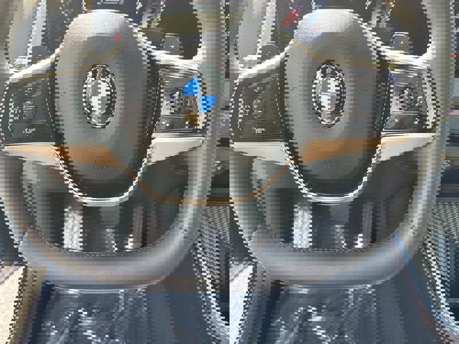 Used 2025 BMW X3 xDrive30i w/ Premium Package image 18