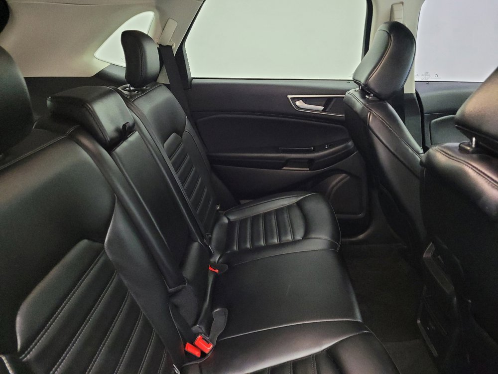 Used 2020 Ford Edge SEL AWD/4WD image 19