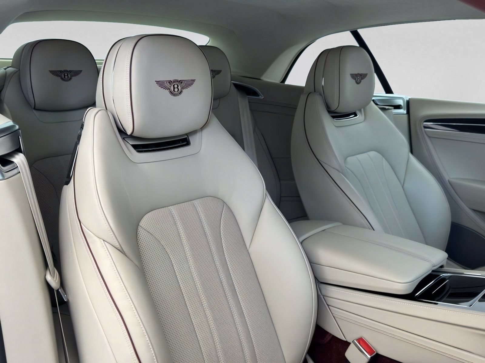 Used 2024 Bentley Continental GT AWD/4WD image 41