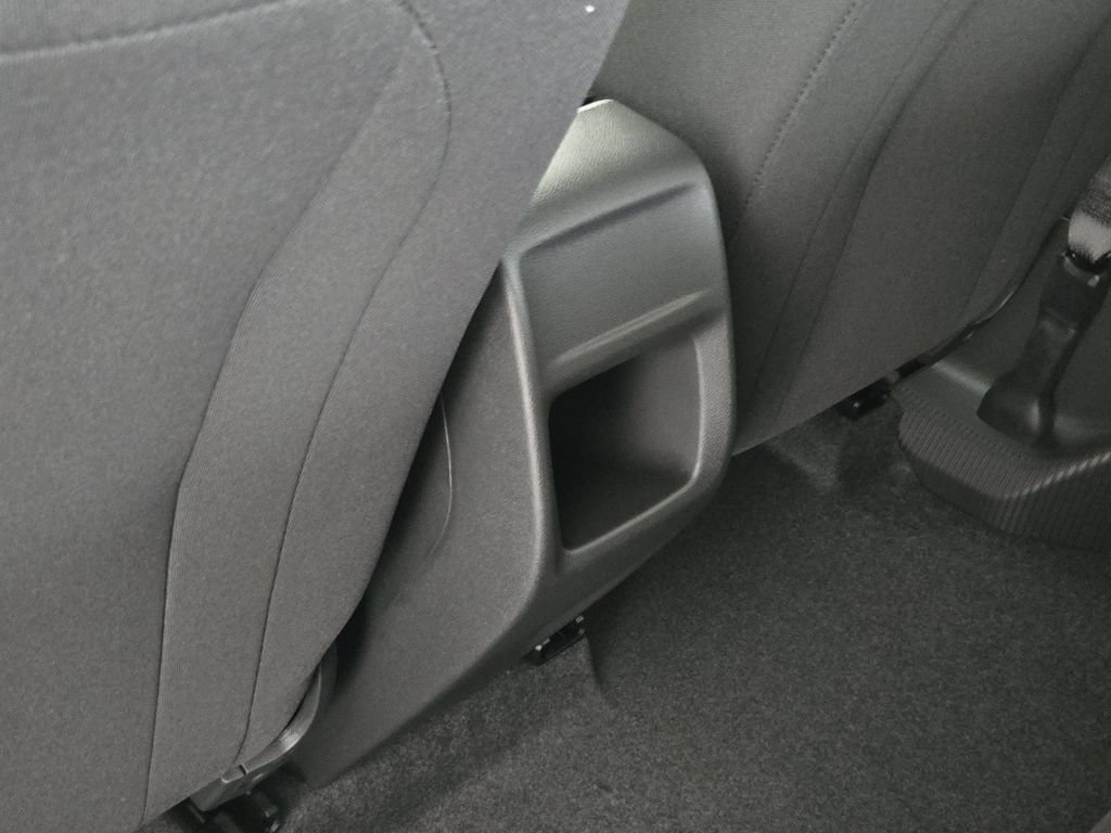 New 2026 Chevrolet Trax LS FWD image 32