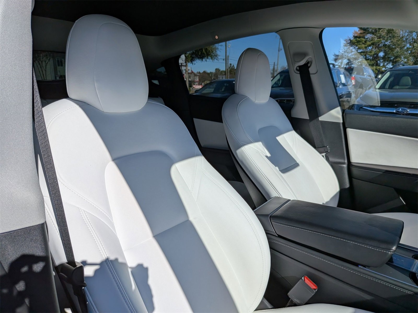 Used 2022 Tesla Model Y Performance image 37