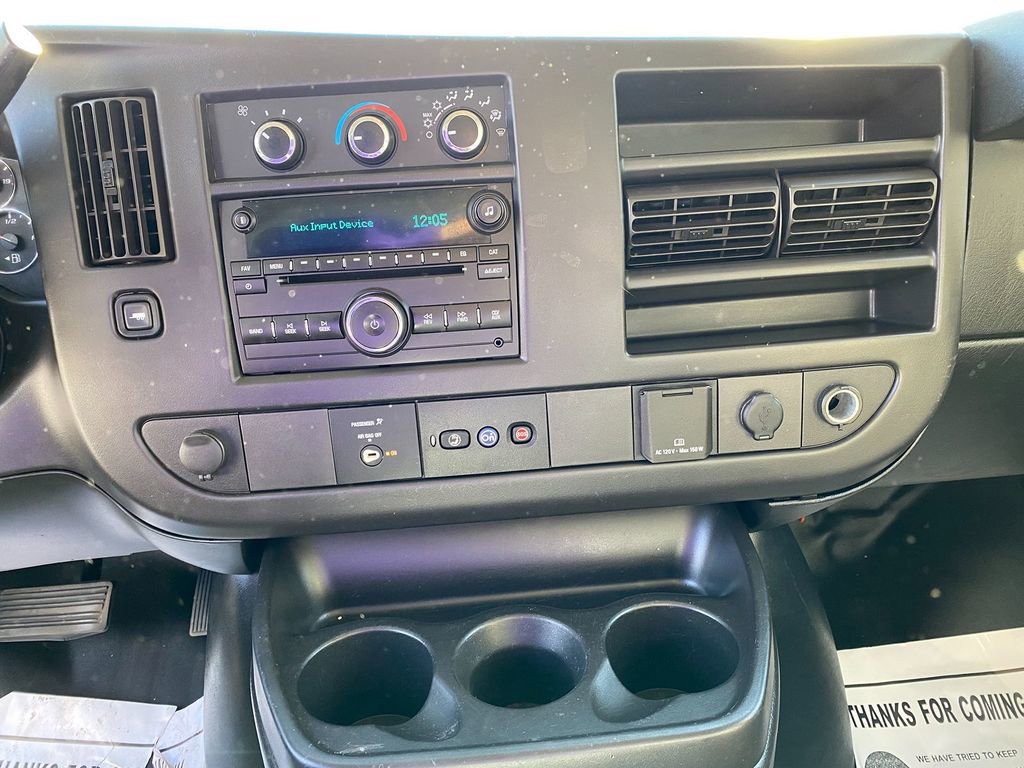 Used 2017 Chevrolet Express 3500 Work Van image 20
