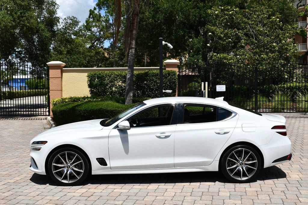 Used 2023 Genesis G70 3.3T RWD image 3