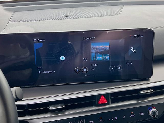 Used 2024 Kia Sorento S w/ Panoramic Sunroof Package image 17