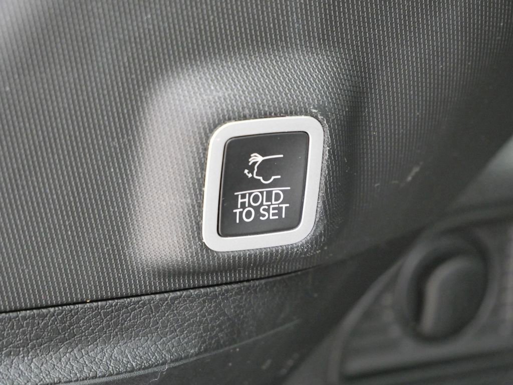 Used 2022 Jeep Grand Cherokee Summit image 25
