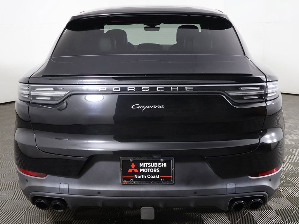 Used 2023 Porsche Cayenne Platinum Edition w/ Premium Package Plus image 15