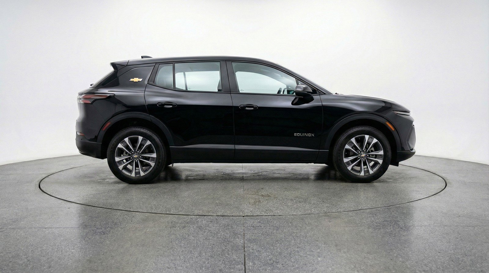 Used 2025 Chevrolet Equinox LT image 11