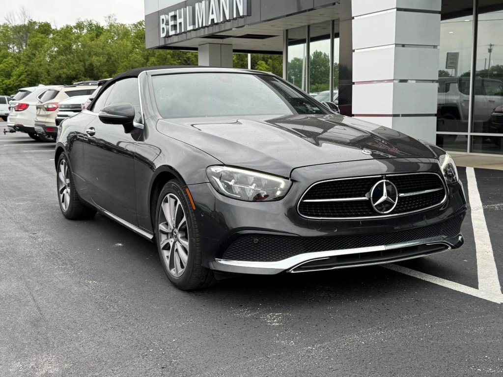 Used 2021 Mercedes-Benz E 450 Cabriolet image 2
