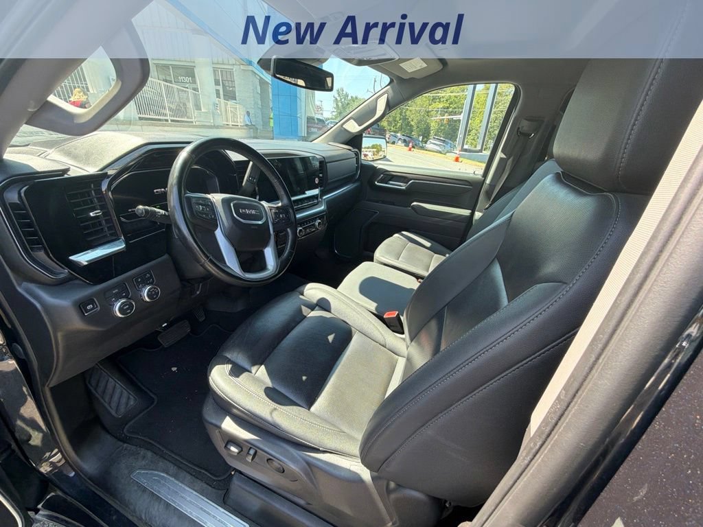 Used 2025 GMC Sierra 1500 SLT AWD/4WD image 11