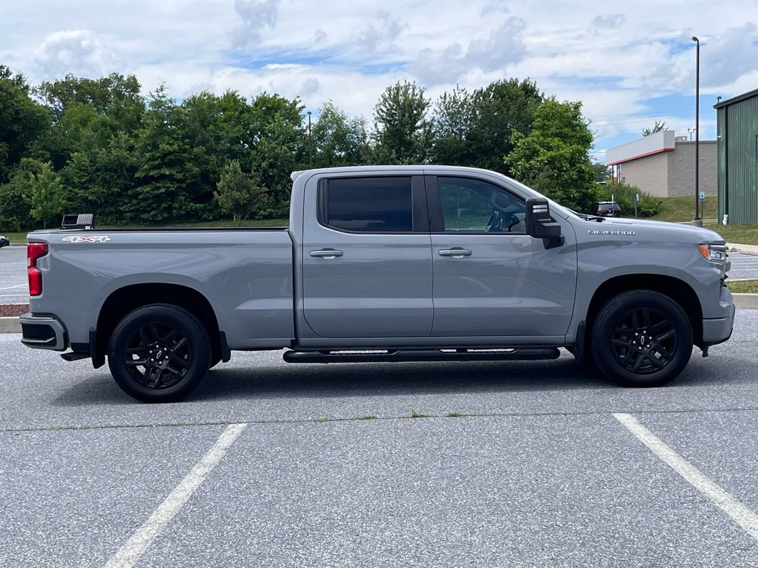 Used 2024 Chevrolet Silverado 1500 RST w/ Max Trailering Package AWD/4WD image 9
