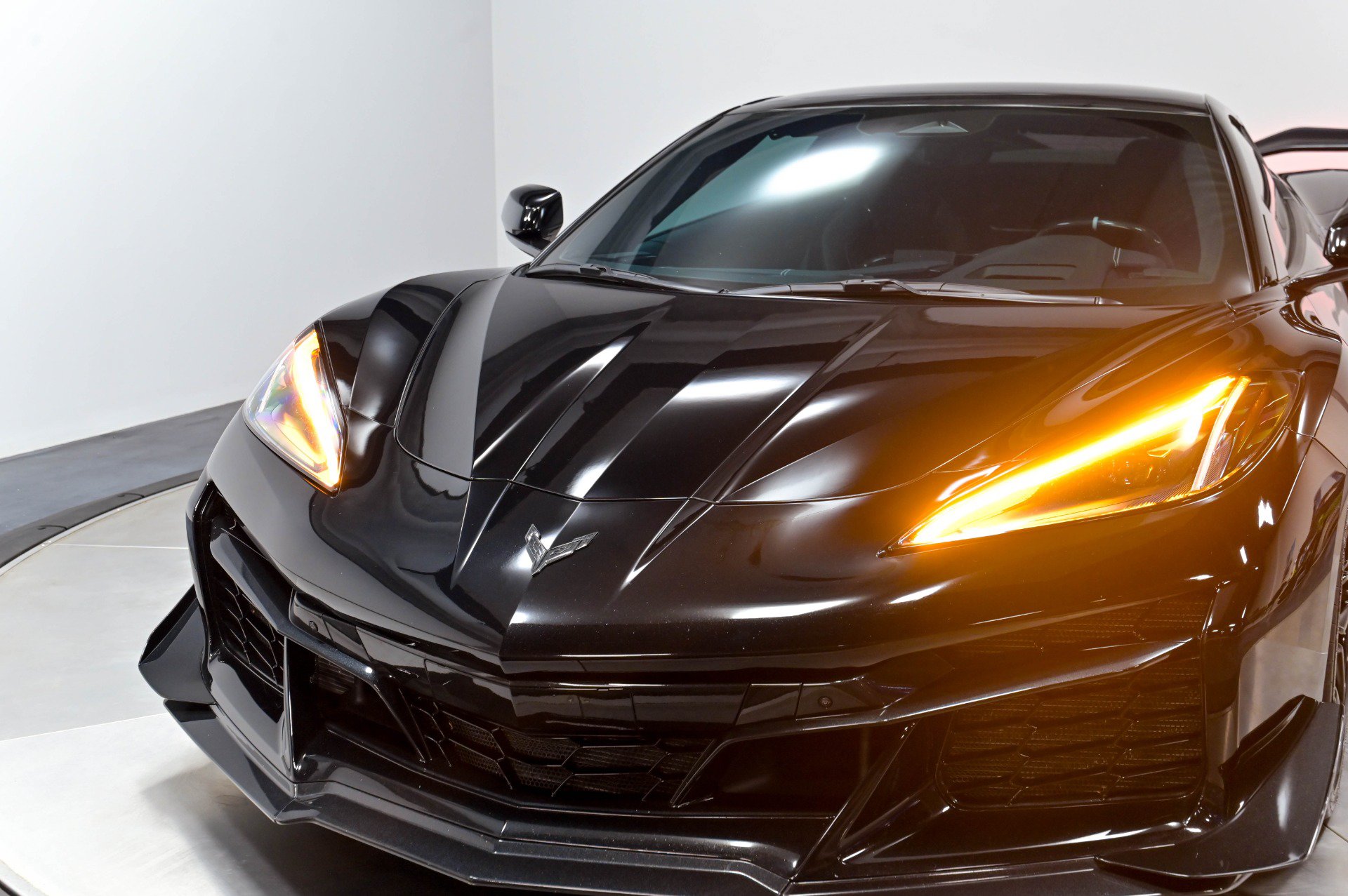 Used 2025 Chevrolet Corvette Z06 RWD image 76