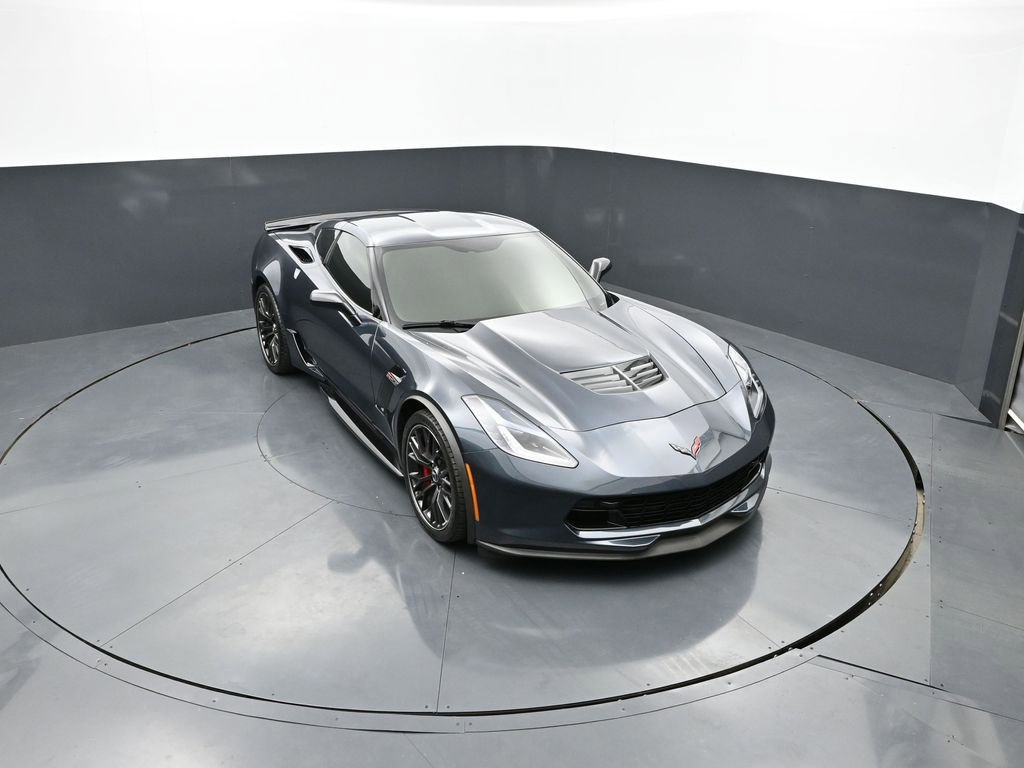 Used 2019 Chevrolet Corvette Z06 RWD image 18
