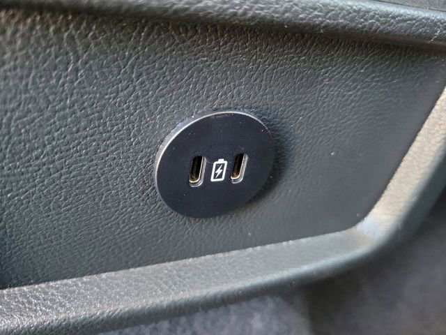 Used 2024 Ford Edge SEL AWD/4WD image 15